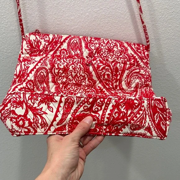 Vera Bradley Original Hipster in Paisley Key Red NWOT zipper purse bag - Picture 3 of 8